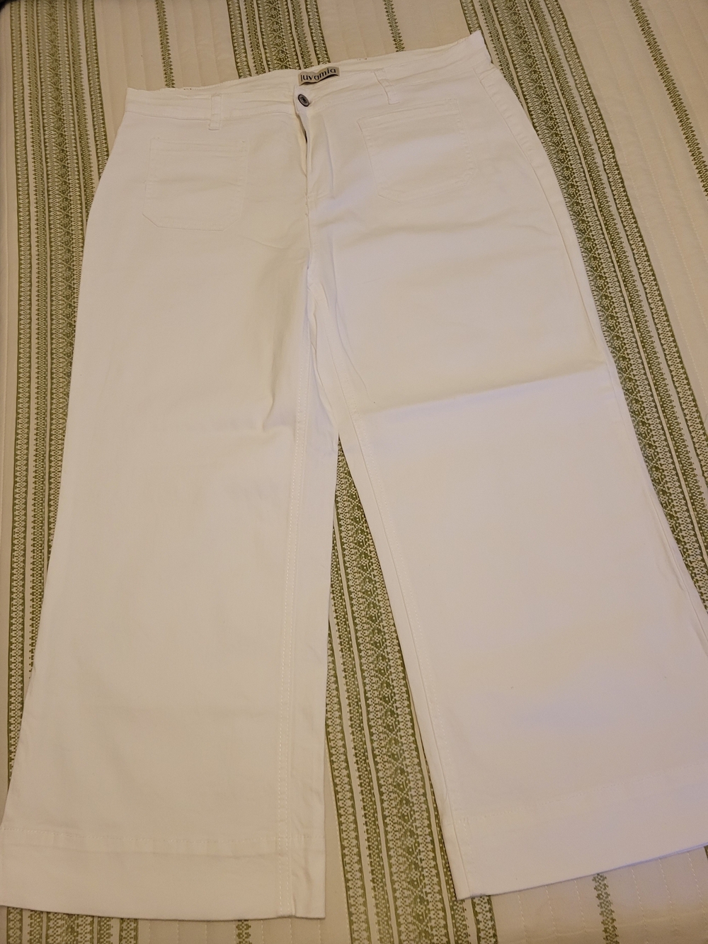 White Wide-Leg Cropped Jeans